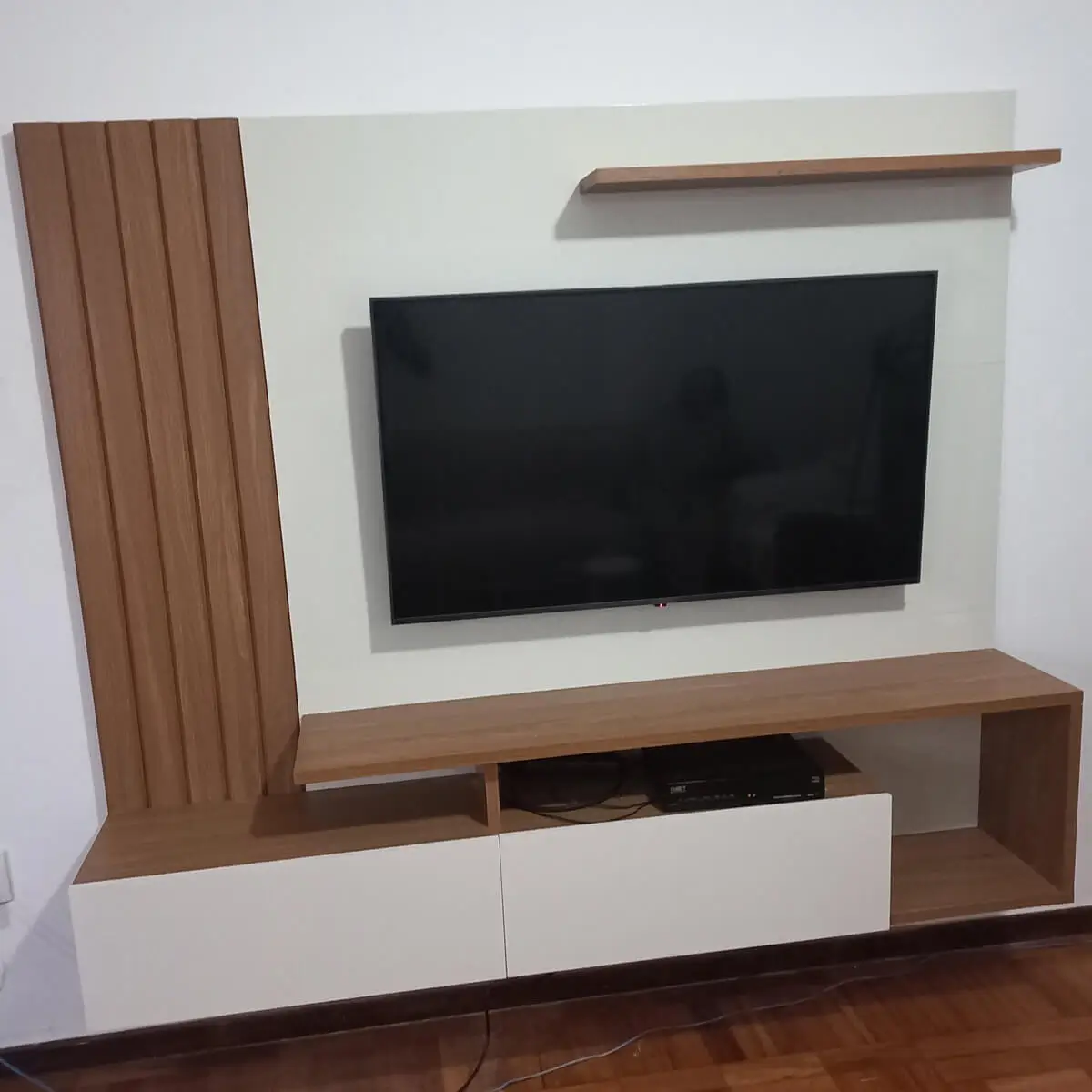 Instalação de painel de TV com suporte em Botafogo RJ